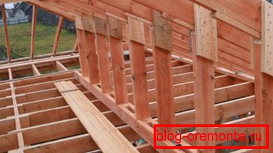 Fixation avec des couvertures en bois