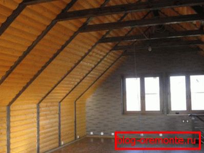 Construction d'une cheminée en brique