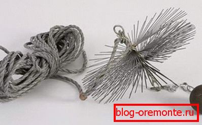 Manchon de four avec une brosse en métal