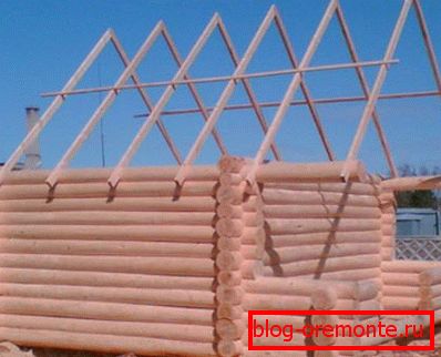 Installation de fermes de toit
