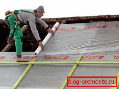 Installation de film d'étanchéité