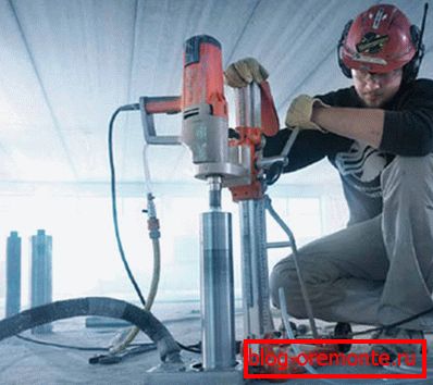 Forage au diamant dans le béton - la seule issue pour des bases de haute qualité Forage au diamant dans le béton - la seule issue pour des bases de haute qualité