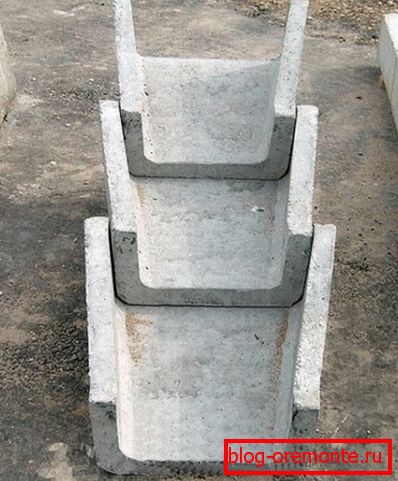 L'armature du plateau télescopique est protégée du contact de l'eau par une couche de béton. L'armature du plateau télescopique est protégée du contact de l'eau par une couche de béton.