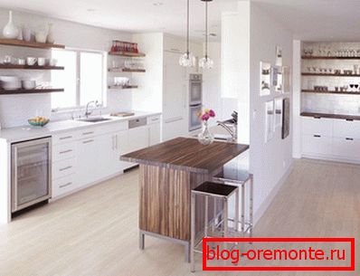 Chêne blanchi dans la cuisine