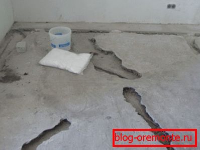 Sol en béton préparé pour réparation Sol en béton préparé pour réparation