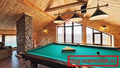 Billard, procédures de bain, atmosphère chaleureuse et apaisante émanant des murs en rondins: tout le monde rêve d’un repos Billard, procédures de bain, atmosphère chaleureuse et apaisante émanant des murs en rondins: tout le monde rêve d’un repos