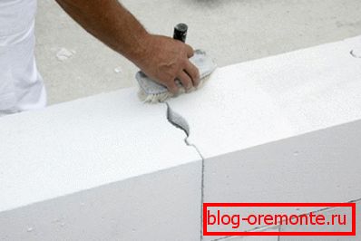 Construire une maison à temps - il est très important de prendre en compte toutes les nuances du flux de travail, en particulier de compter les matériaux de construction Construire une maison à temps - il est très important de prendre en compte toutes les nuances du flux de travail, en particulier de compter les matériaux de construction