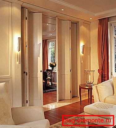 Portes pliantes portes intérieures à l'intérieur