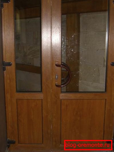 portes en plastique gost