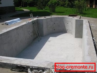 Photo d'une piscine en béton Photo d'une piscine en béton