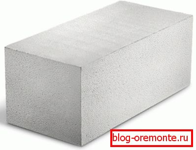Bloc de béton cellulaire avec une grande porosité Bloc de béton cellulaire avec une grande porosité