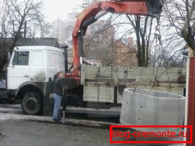 En raison du poids important de tels produits, des équipements spéciaux peuvent être nécessaires pour leur transport, qui sont ensuite utilisés lors de l'installation En raison du poids important de tels produits, des équipements spéciaux peuvent être nécessaires pour leur transport, qui sont ensuite utilisés lors de l'installation