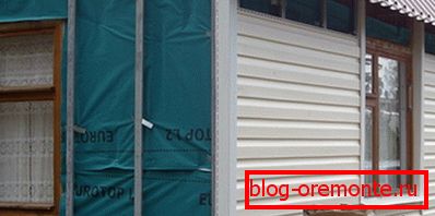 Fabriquer des caisses et installer un pare-vapeur sur un mur de la maison Fabriquer des caisses et installer un pare-vapeur sur un mur de la maison