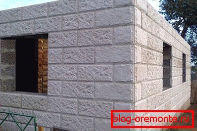 Bloc de parement en béton expansé pour murs extérieurs Bloc de parement en béton expansé pour murs extérieurs