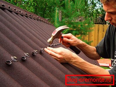 Fixation du matériau de toiture