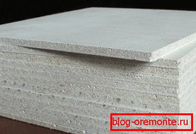 Le matériau en feuille est idéal pour la décoration intérieure, car il a non seulement une fonction décorative, mais améliore également l'isolation phonique et maintient la chaleur Le matériau en feuille est idéal pour la décoration intérieure, car il a non seulement une fonction décorative, mais améliore également l'isolation phonique et maintient la chaleur