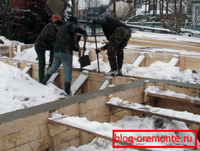 Les additifs anti-gel dans le béton permettent de travailler en hiver Les additifs anti-gel dans le béton permettent de travailler en hiver