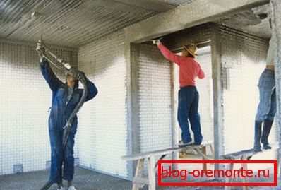 Peut être pulvérisé sur n'importe quelle surface. Peut être pulvérisé sur n'importe quelle surface.
