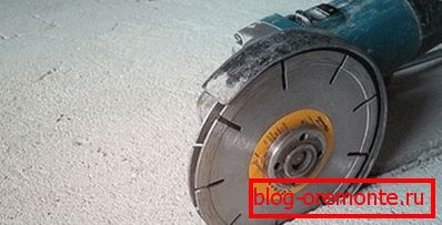 Sur la photo - la modification la plus simple du muret, structurellement similaire à la meuleuse habituelle Sur la photo - la modification la plus simple du muret, structurellement similaire à la meuleuse habituelle