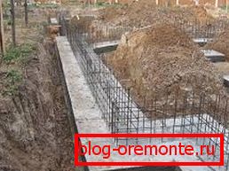 Sur la photo - une structure renforcée avec un renfort métallique. Sur la photo - une structure renforcée avec un renfort métallique.