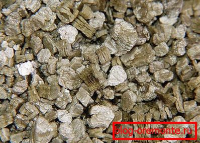 Sur la photo - vermiculite expansée Sur la photo - vermiculite expansée