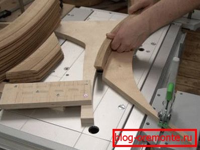 Découper des flans pour le vantail Découper des flans pour le vantail