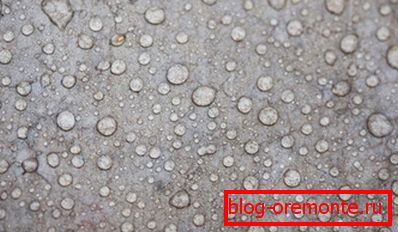 Il repousse parfaitement l'humidité sans l'absorber. Cela lui permet d'être utilisé même pour les fondations. Il repousse parfaitement l'humidité sans l'absorber. Cela lui permet d'être utilisé même pour les fondations.
