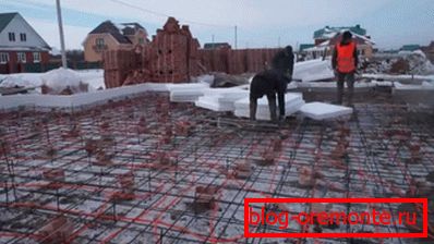 La chaleur est transférée des fils posés à la solution.