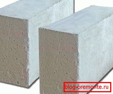 Blocs de mousse de différentes tailles (particulièrement légers) Blocs de mousse de différentes tailles (particulièrement légers)