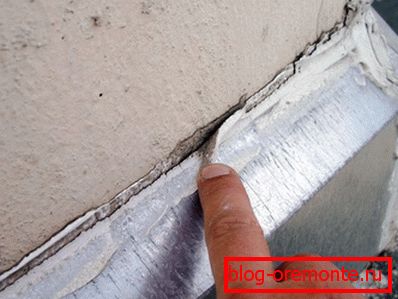 La surface doit être préparée