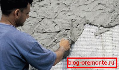 Lors de la finition de grandes surfaces, il est préférable d'utiliser un treillis de renforcement pour augmenter la résistance. Lors de la finition de grandes surfaces, il est préférable d'utiliser un treillis de renforcement pour augmenter la résistance.