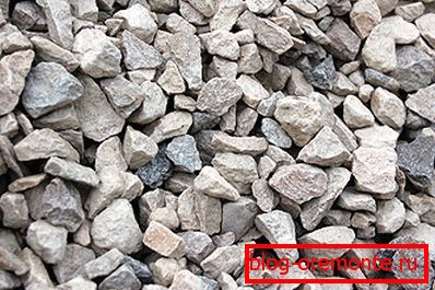La découpe de béton armé avec des cercles de diamant est nécessaire précisément à cause de ces éléments durs. La découpe de béton armé avec des cercles de diamant est nécessaire précisément à cause de ces éléments durs.