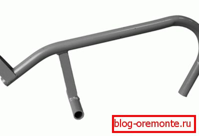 Outils à main pour travailler avec des surfaces horizontales de béton cellulaire Outils à main pour travailler avec des surfaces horizontales de béton cellulaire