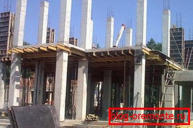 Construction d'une maison à ossature monolithique Construction d'une maison à ossature monolithique