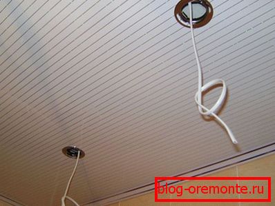 Trous technologiques pour lampes Trous technologiques pour lampes