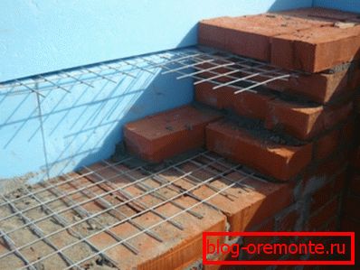 Armature de maçonnerie utilisant un maillage spécial Armature de maçonnerie utilisant un maillage spécial