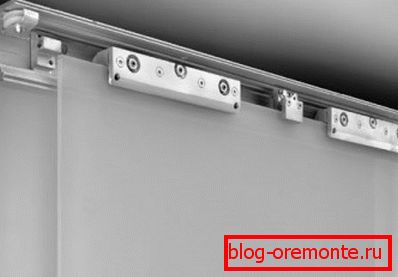 Le mécanisme d'une porte à double vitrage installation à faire soi-même de la porte coulissante