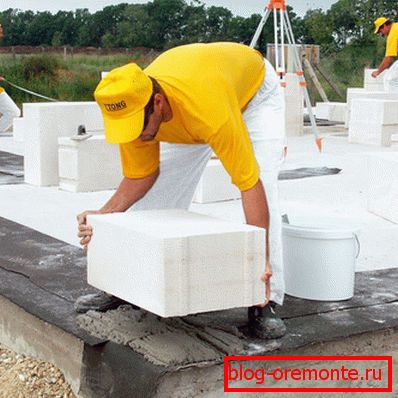 Installation du bloc d'angle. Installation du bloc d'angle.