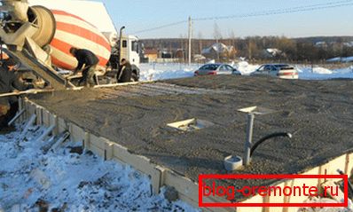 En cette période de l'année, il est préférable de commander une solution prête à l'emploi avec l'addition d'additifs spéciaux et le chauffage.