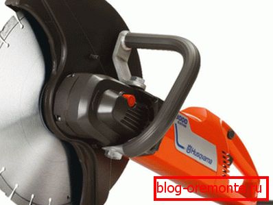 Cet outil vous permet de couper rapidement et «sans douleur» Cet outil vous permet de couper rapidement et «sans douleur»