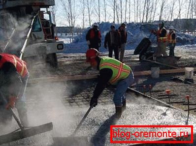 Remplir de béton chaud. Remplir de béton chaud.