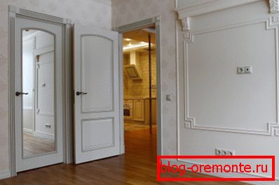 Miroir remplissant de harnais en bois Miroir remplissant de harnais en bois